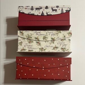 Susan Winget. Festive Holiday Gift Wrap Box Storage Set - Red and Cream